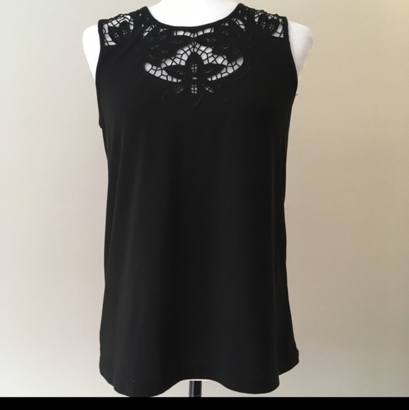 Cece black sleeveless top with cut out top - Picture 3 of 6